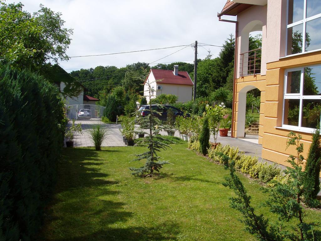 Katalin Apartmanház Zalakaros Esterno foto