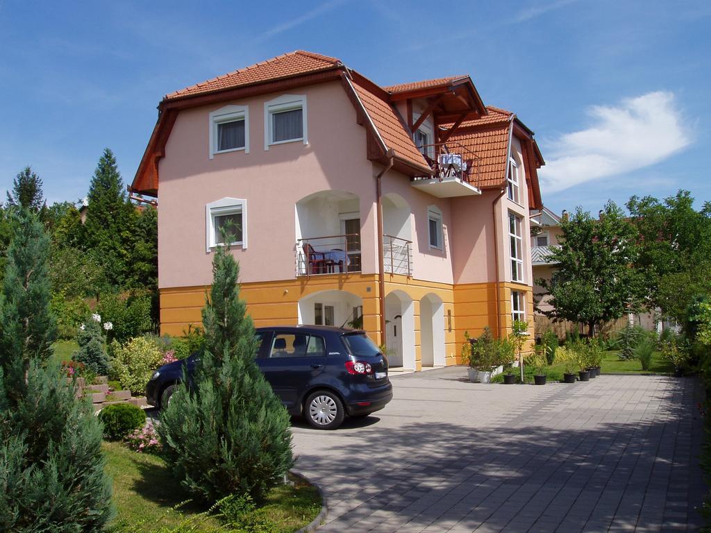 Katalin Apartmanház Zalakaros Esterno foto