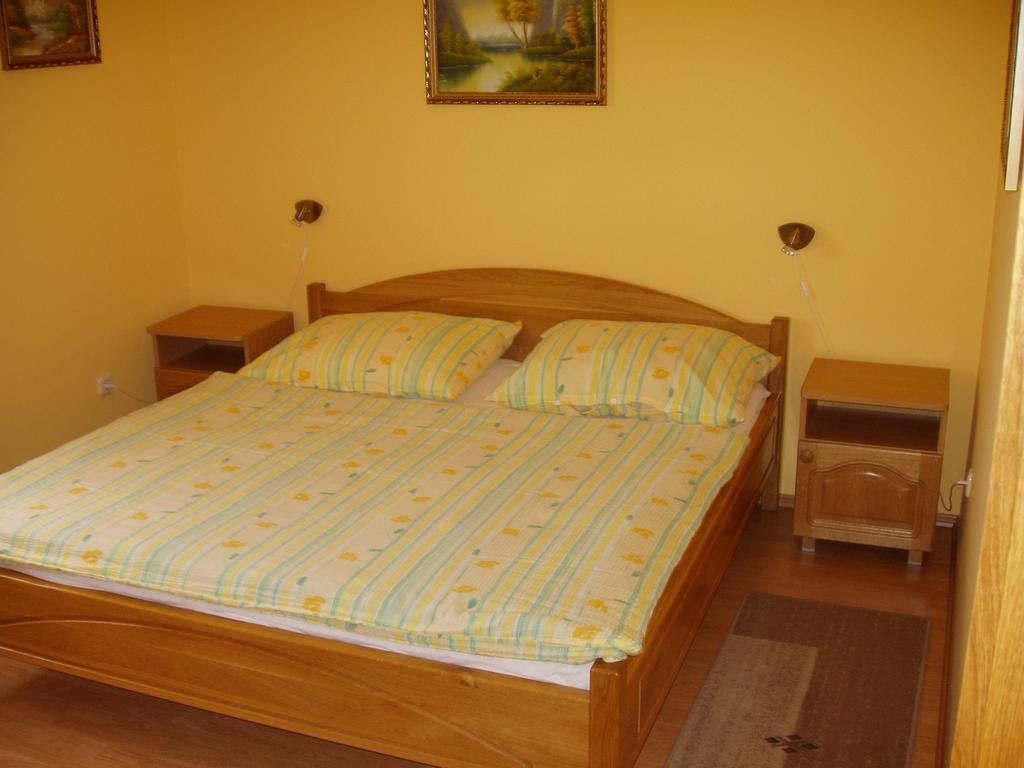 Katalin Apartmanház Zalakaros Esterno foto