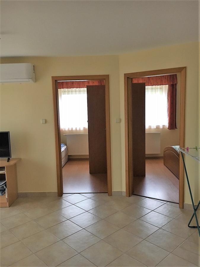 Katalin Apartmanház Zalakaros Esterno foto